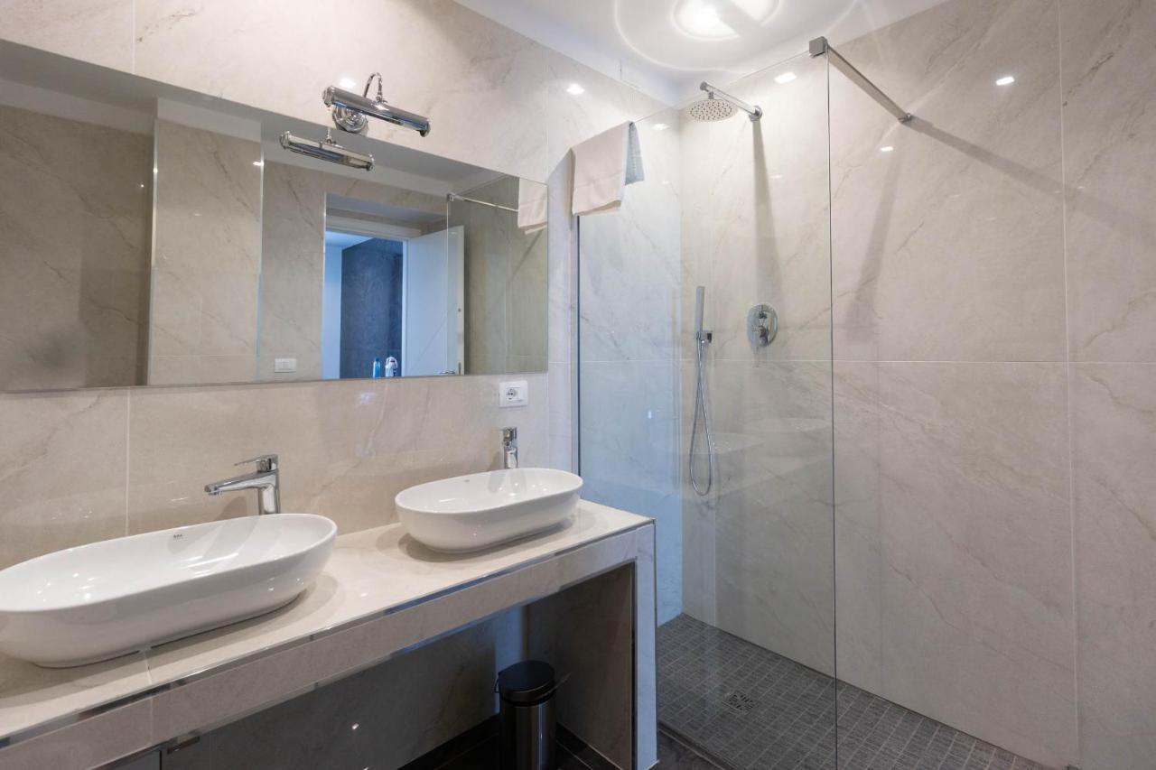 Grand Hotel Serapide Pozzuoli Buitenkant foto