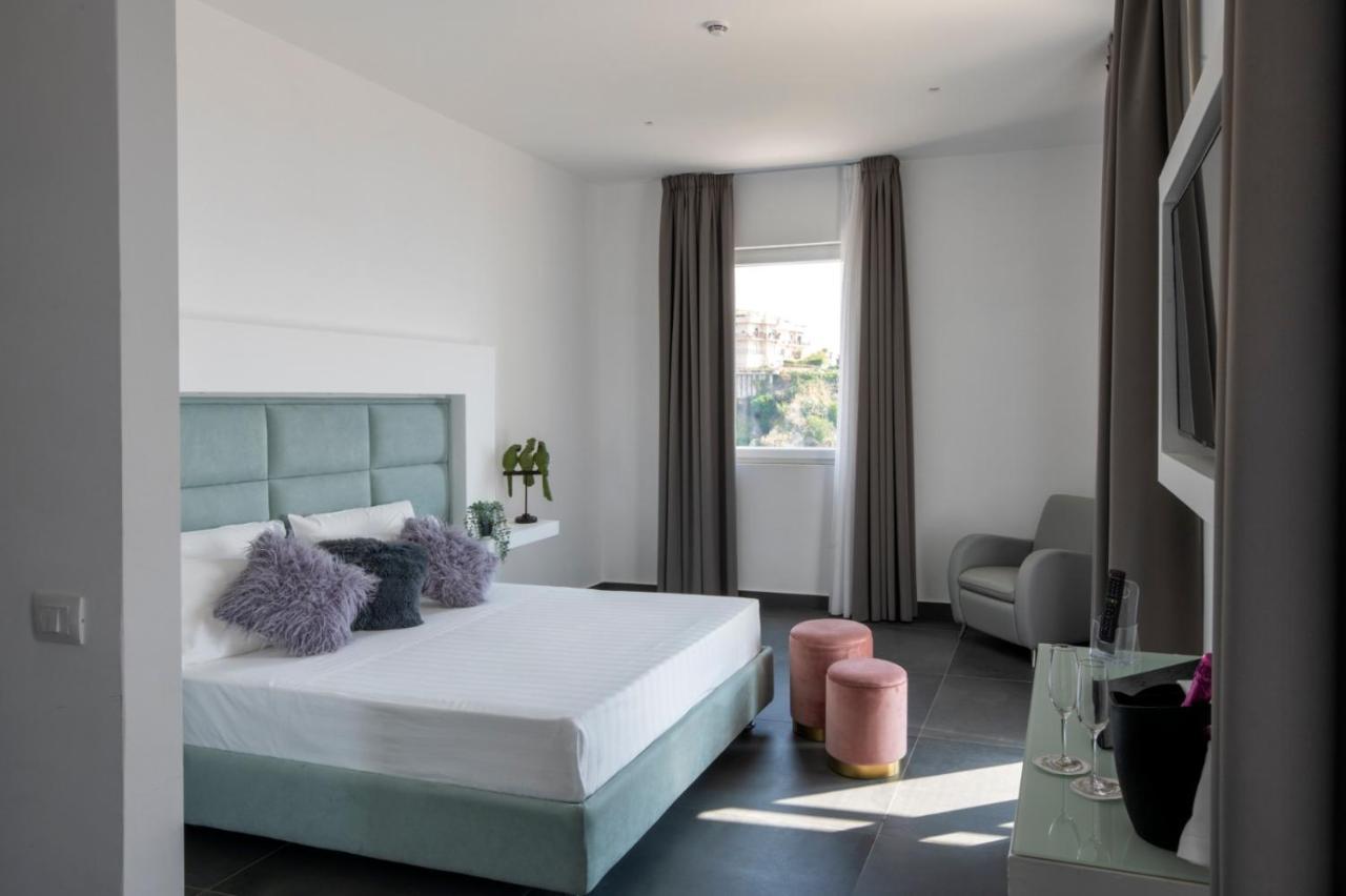 Grand Hotel Serapide Pozzuoli Buitenkant foto