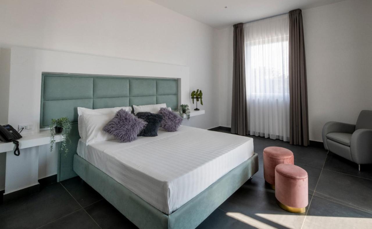 Grand Hotel Serapide Pozzuoli Buitenkant foto