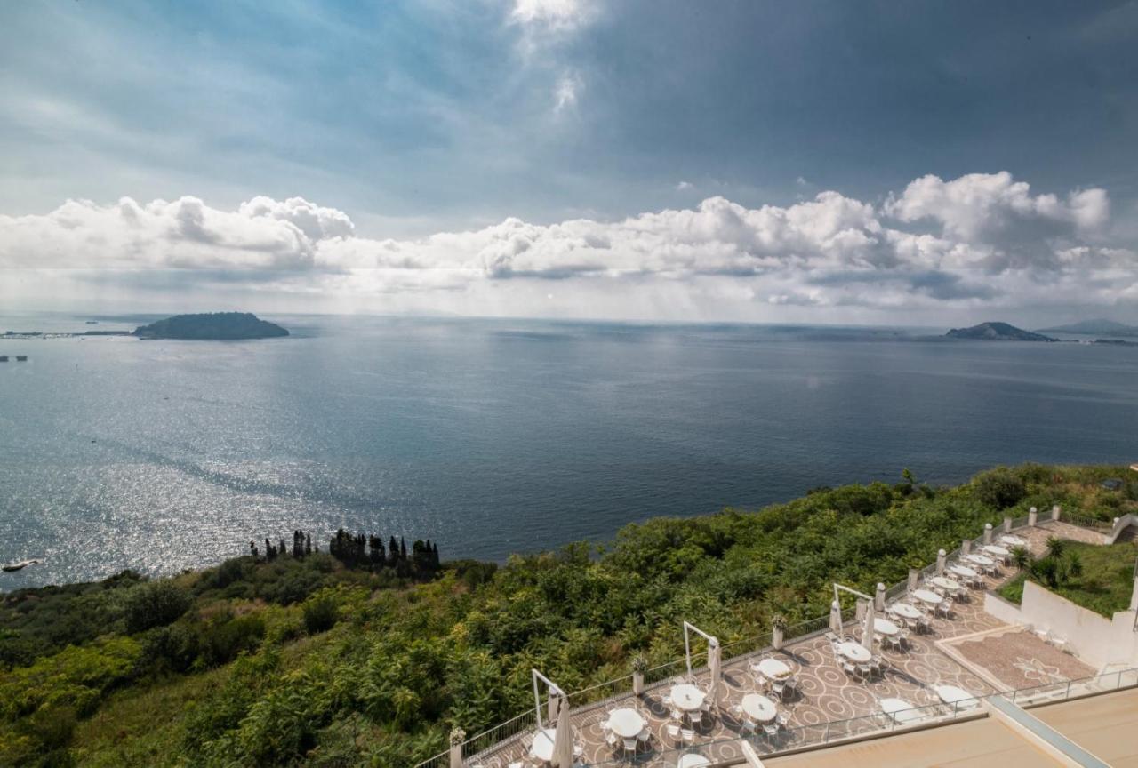 Grand Hotel Serapide Pozzuoli Buitenkant foto