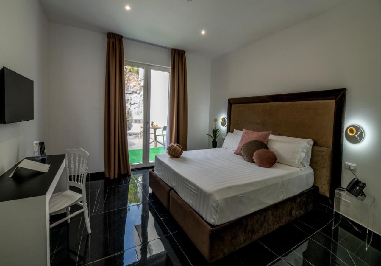 Grand Hotel Serapide Pozzuoli Buitenkant foto